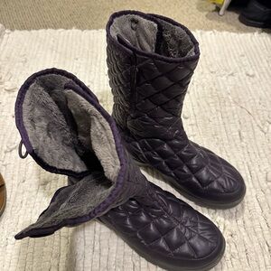 The North Face Quilted Ankle Boots in Dark Purple